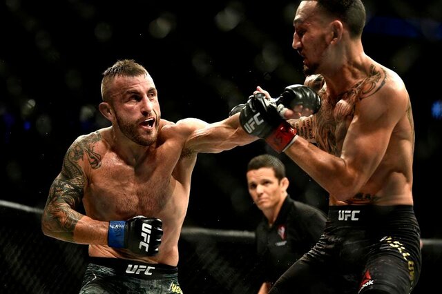 Volkanovski becomes UFC champion