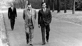 Timeline: PRESIDENCIAS DE ALFONSIN Y MENEM