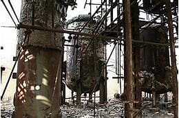 Bhopal, Indian (chemical toxic cloud kills 2,000)