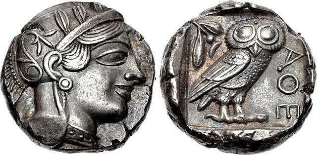 La drachme, une pièce de monnaie athénienne
