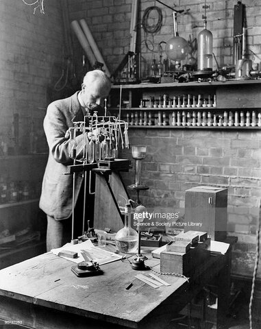 𝐅. 𝐖. 𝐀𝐬𝐭𝐨𝐧