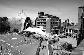 Institución Pionera en Colombia en Archivistica