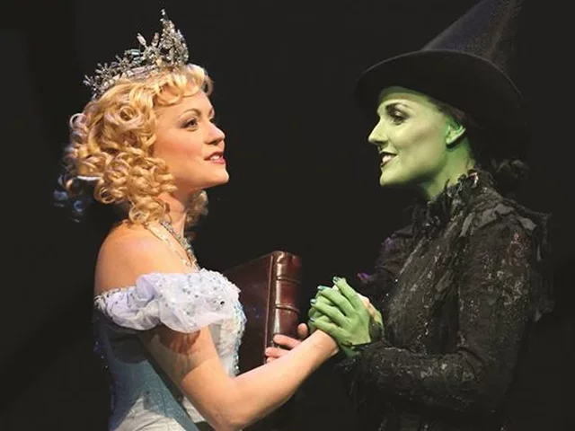 Mon mere et moi sommes alle au le musee.