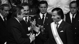 Timeline: Presidencias de Raúl Alfonsín y Carlos Menem