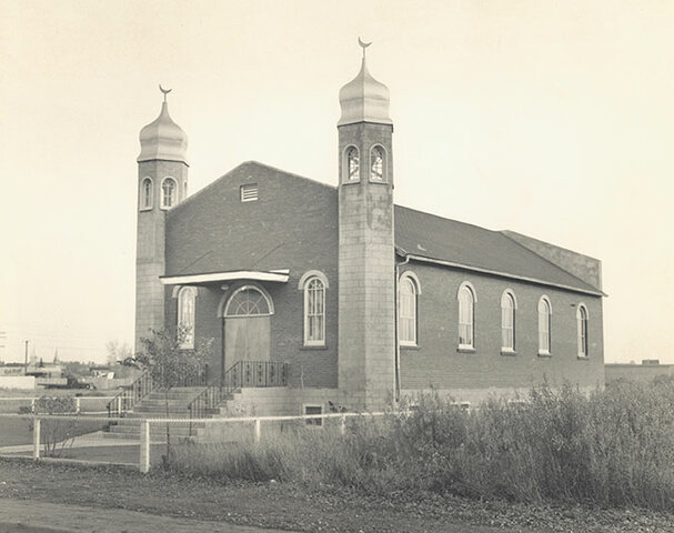 First Canadian Mosque Opens (Social)