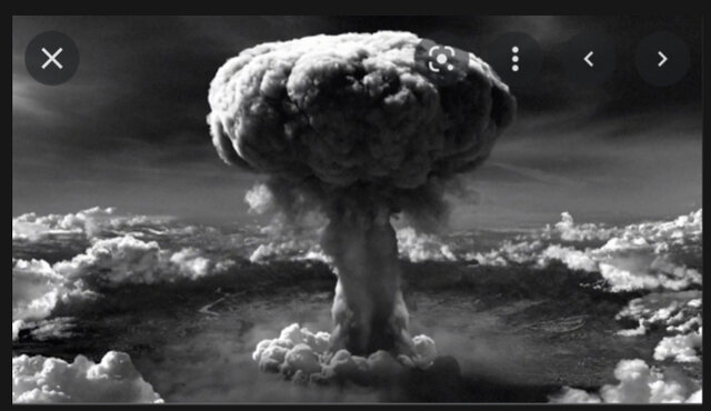 Estados Unidos tira las bombas de Hiroshima y Nagasaki