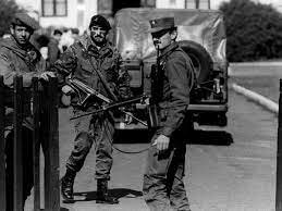 TERCER LEVANTAMIENTO "CARAPINTADAS"