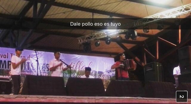 Da sus primeros pasos como acordeonero