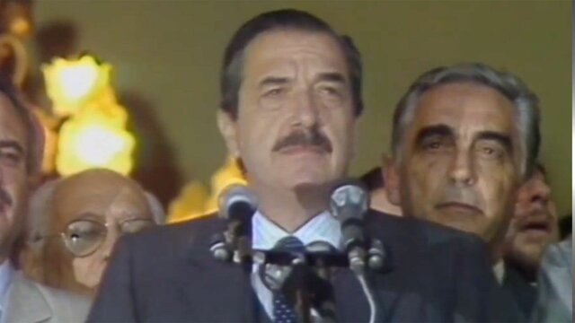 "Felices Pascuas, La casa esta en Orden"