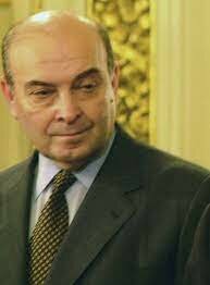 MINISTRO DE ECONOMÍA: DOMINGO CAVALLO