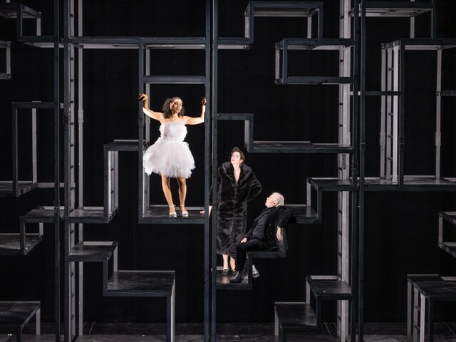 Der Dreigroschenoper