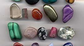 Timeline: PIEDRAS PRECIOSAS