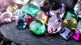 Timeline: PIEDRAS PRECIOSAS