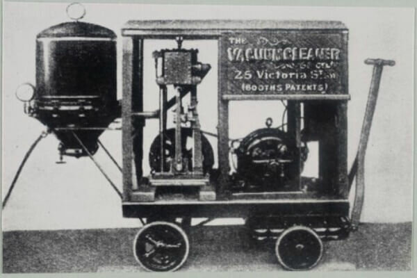 Invención de la aspiradora, por Hubert Cecil Booth