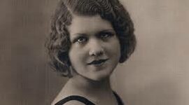 Timeline: Josefina De La Torre- Candela y Sofia