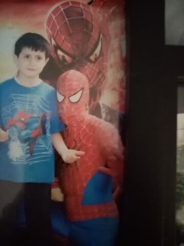 Con el hombre araña