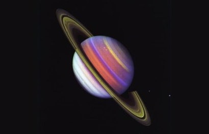 Voyager 2 es troba amb Saturn