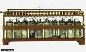 Primera batería recargable