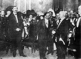 PORFIRIO DEJA LA PRESIDENCIA