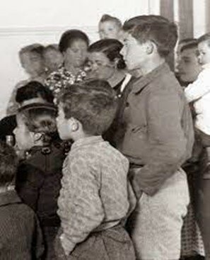 LA PROTECCIÓN DE LA INFANCIA EN ESPAÑA