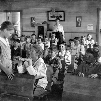 Timeline: EDAD CONTEMPORÁNEA