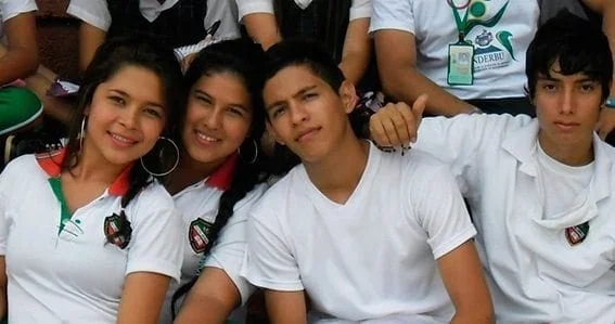 Infancia adolescencia(proceso biopsicosocial)