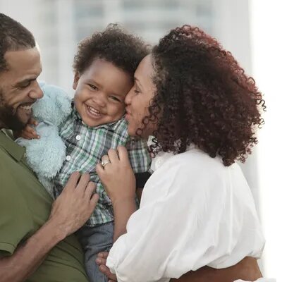 Timeline: Papel que desempeñan los padres en las diferentes etapas del desarrollo de los hijos.