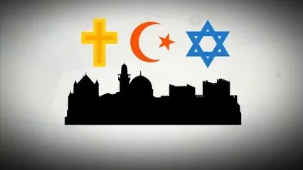 Els jueus i musulmans que no volien convertir-se en cristians van ser expulsats de la península.