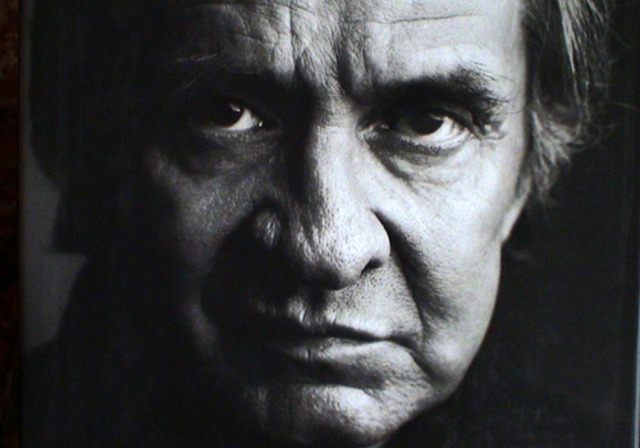 Johnny is attacked by an ostrich and becomes addicted to pain killers.