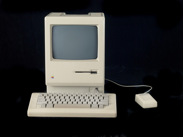 The original 'Macintosh 128k' is released