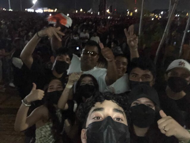 Concierto de piso 21(Su primer concierto)