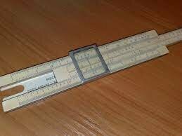 Прямоугольная логарифмическая линейка