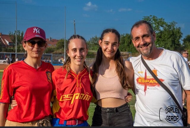 Primera vegada veient a la meva germana en la selecció Espanyola