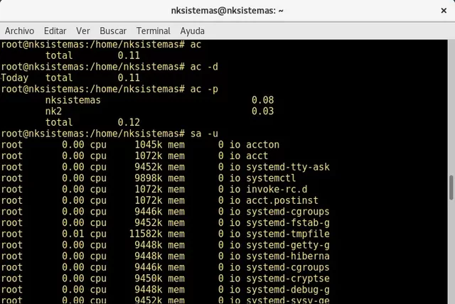 El núcleo Linux es licenciado de nuevo bajo la GNU GPL. Las primeras distribuciones Linux son creadas