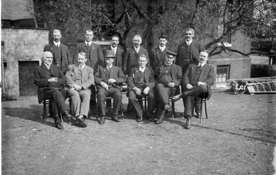 Robert Owen crea la Great Trade Union