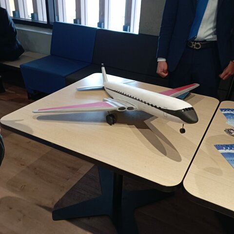 DE HAVILLAND COMET 4