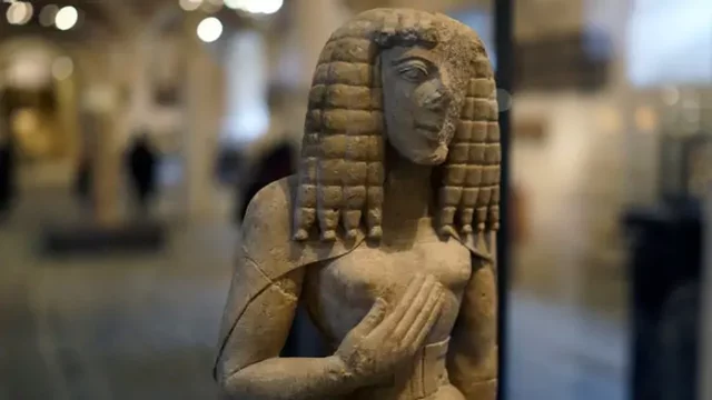 Dona Auxerre (650 aC)