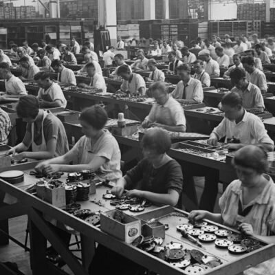 Timeline: El Movimiento Obrero