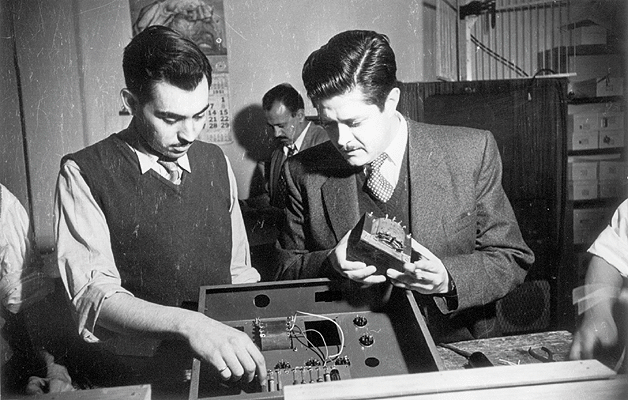 TRANSMISIONES A DISTANCIA