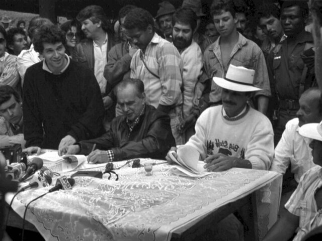 El M-19 remonta las elecciones presidenciales