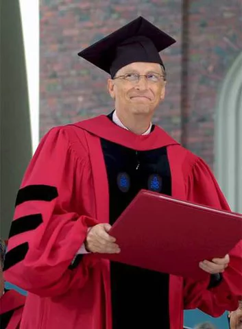 Bill Gates es gradua de la Universitat de Harvard