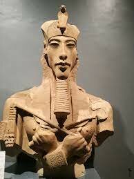 Coloso de Akenatón - Templo de Karnak