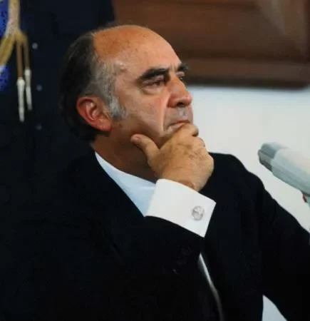 José López Portillo toma el poder presidencial