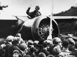 Amelia Take a Transatlantic Flight