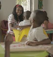 IMPORTANCIA DE LA EDUCACIÓN INFANTIL EN EL PROCESO DE ESCOLARIZACIÓN   SIGLO XX