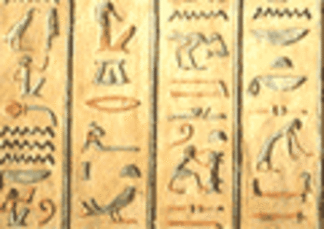 Hieróglifos, colocação das palavras em sequência.