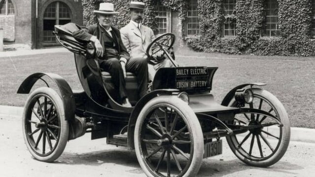 Invención de automóvil