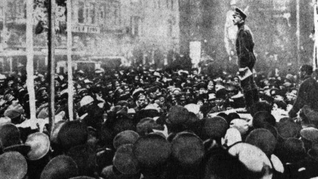 1917 , ¿ ABDICACIÓN EN EL IMPERIO RUSO ? - PRIMERA FASE