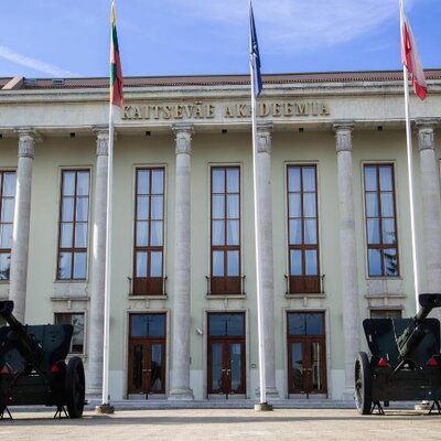 Timeline: Kaitseväe Akadeemia ajalugu