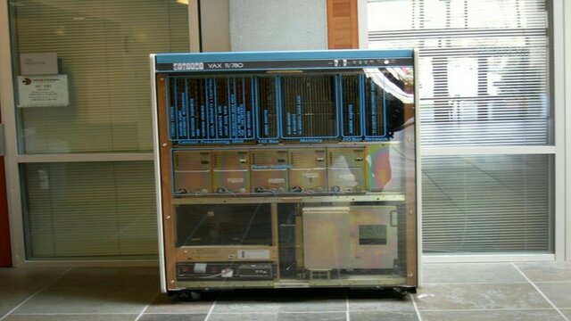 Minicomputadoras de los años 70